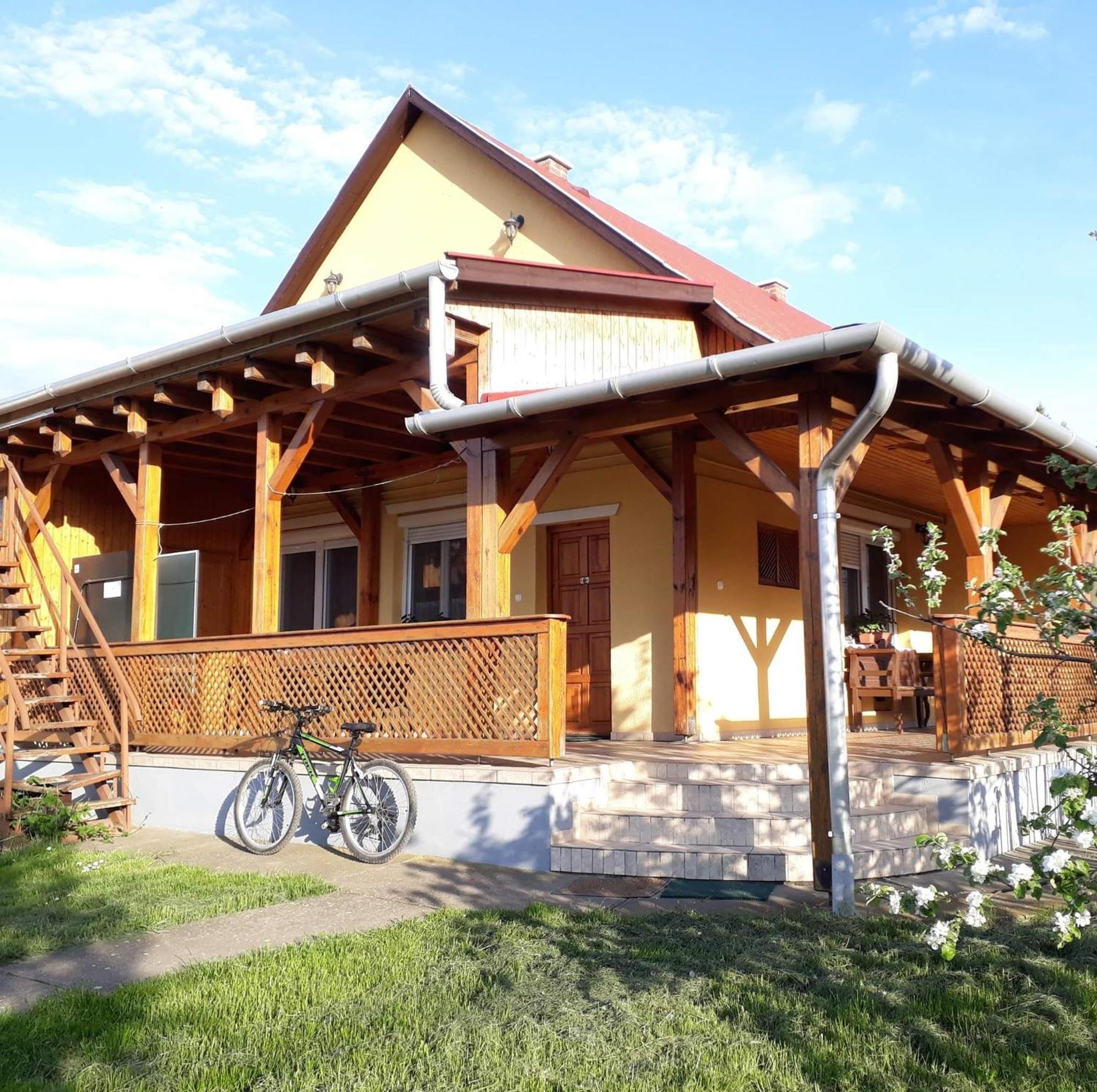 Oerveny Vendeghaz Hotel ทิสซาฟือแรด ห้อง รูปภาพ
